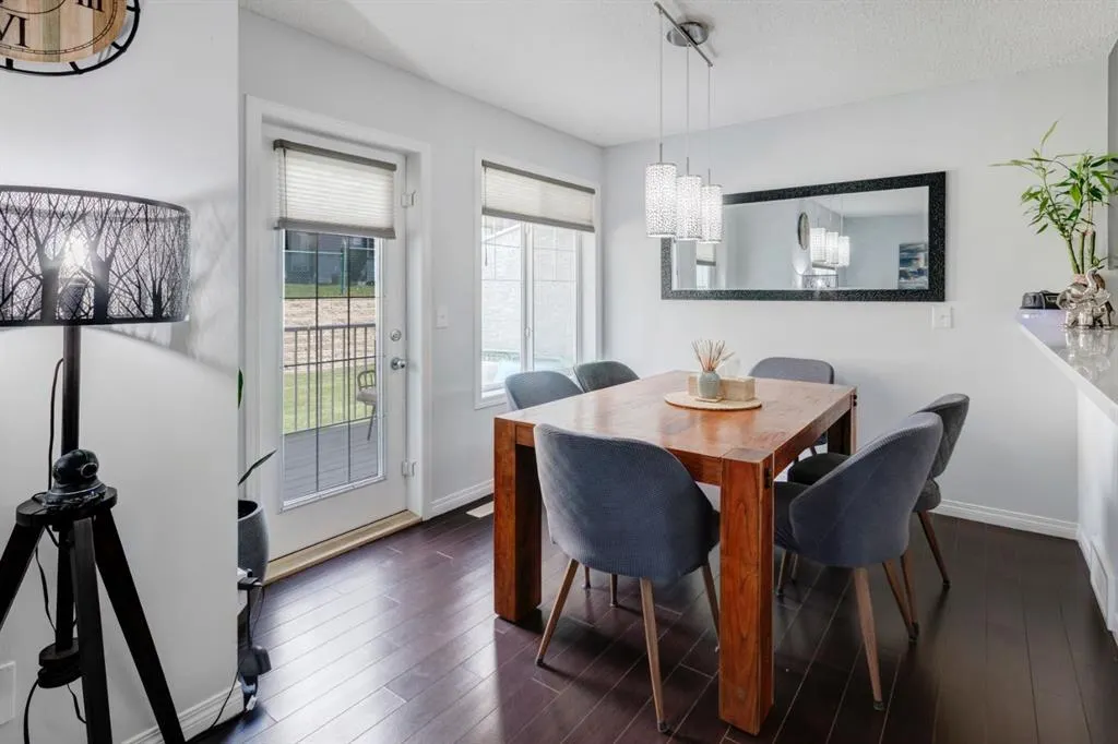 6 Hidden Creek Rise NW