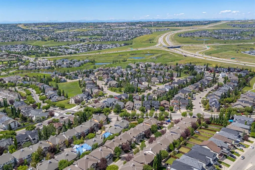 6 Hidden Creek Rise NW