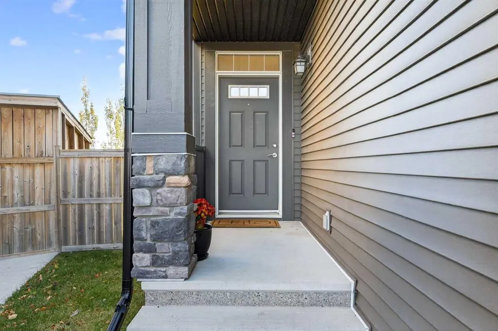 131 Sherwood Bay NW