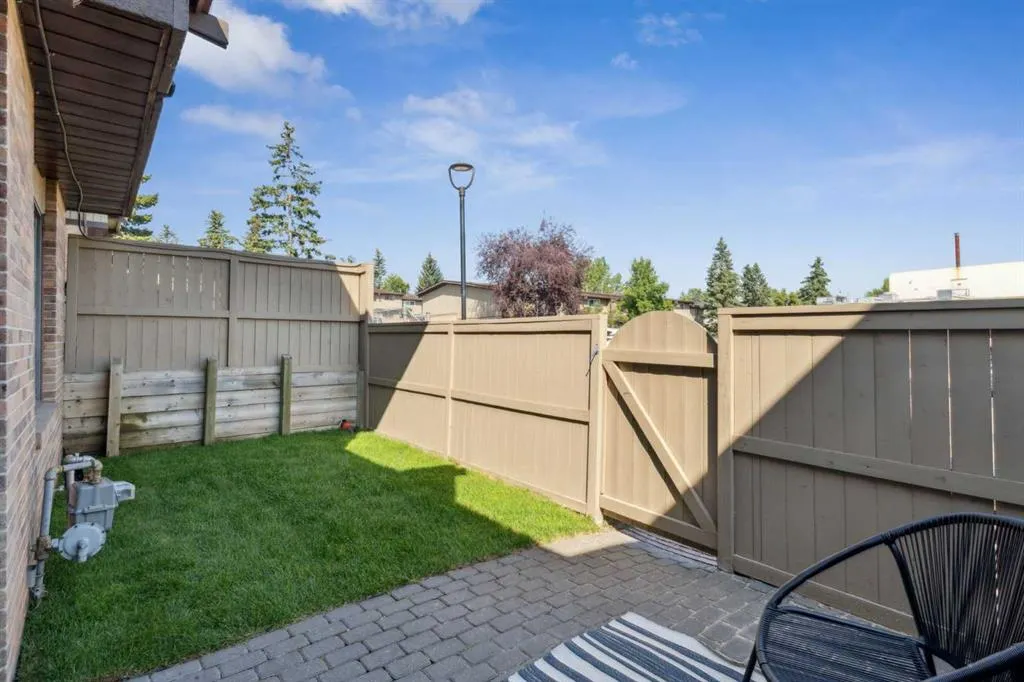 1055 72 Avenue NW, #21