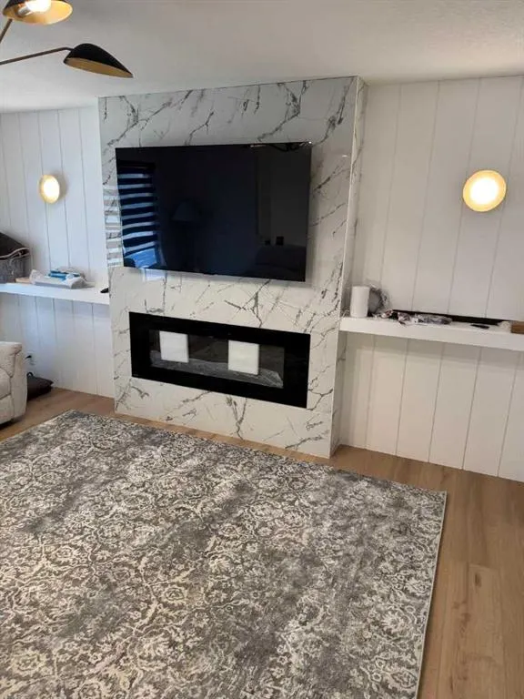 387 Templeview Drive NE