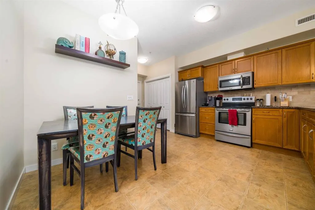 19 Terrace View NE, #401