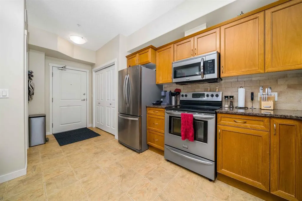 19 Terrace View NE, #401