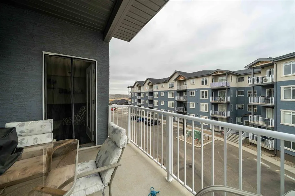 19 Terrace View NE, #401