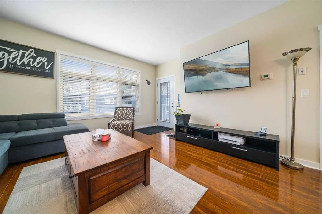 19 Terrace View NE, #401