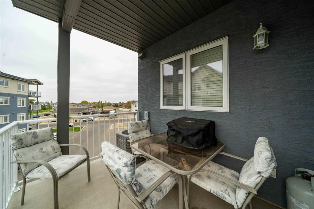 19 Terrace View NE, #401