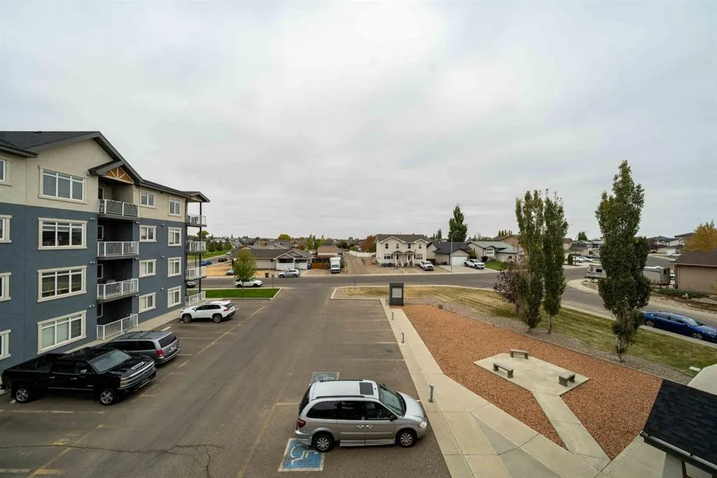 19 Terrace View NE, #401
