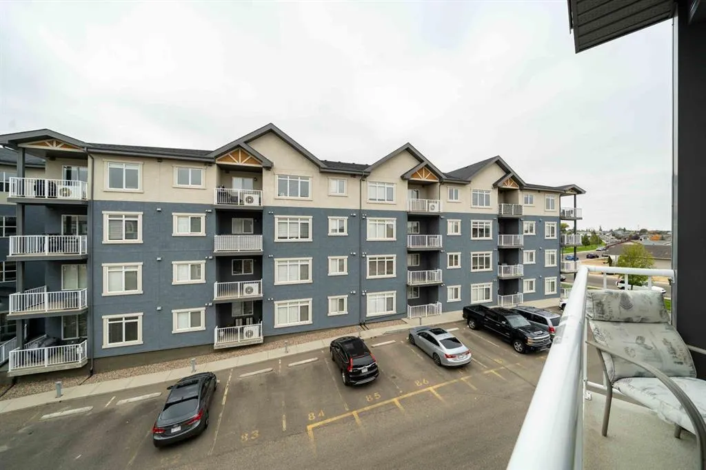 19 Terrace View NE, #401