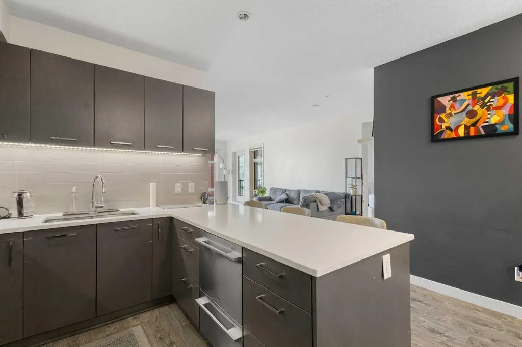 323 20 Avenue SW, #314