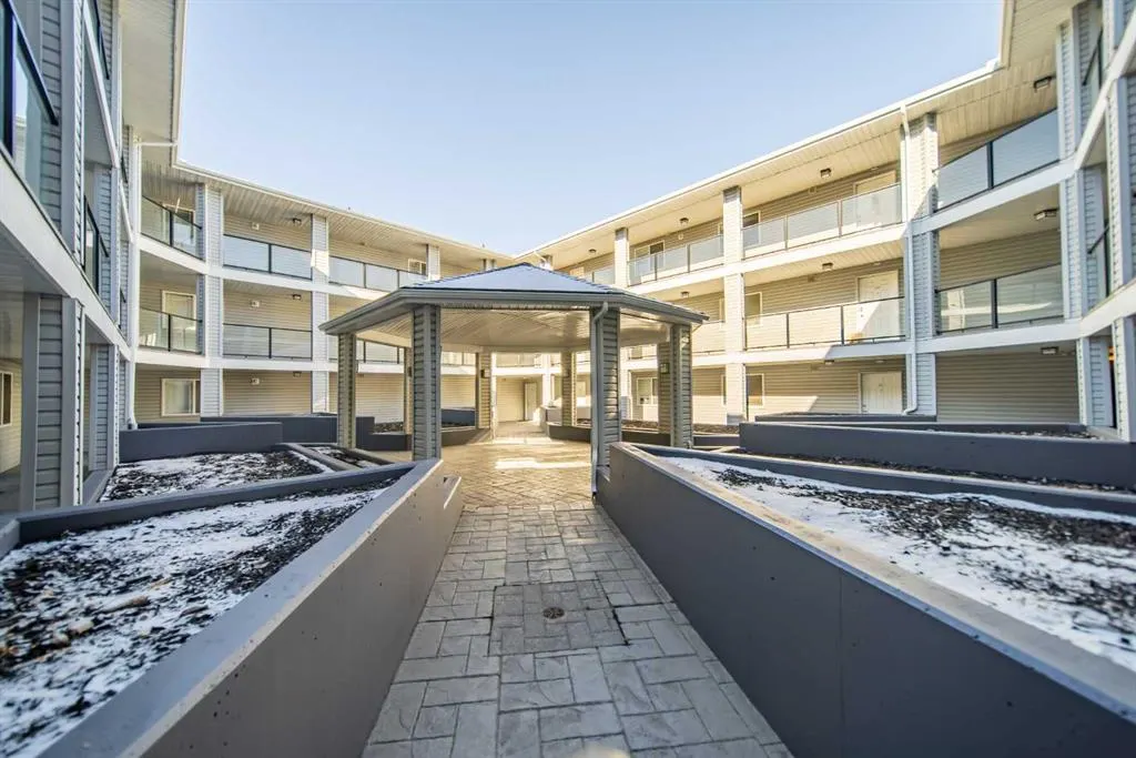 2440 34 Avenue SW, #304