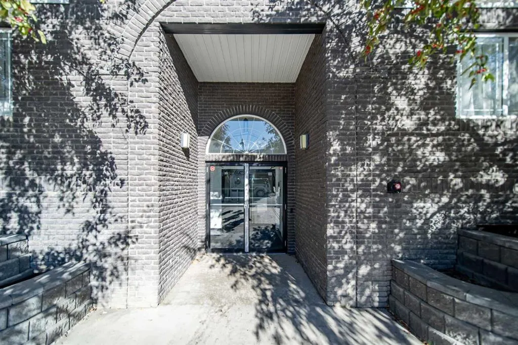 2440 34 Avenue SW, #304