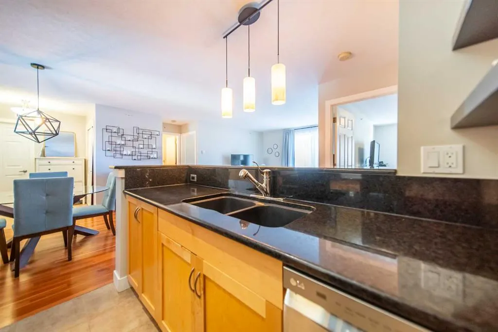 2440 34 Avenue SW, #304