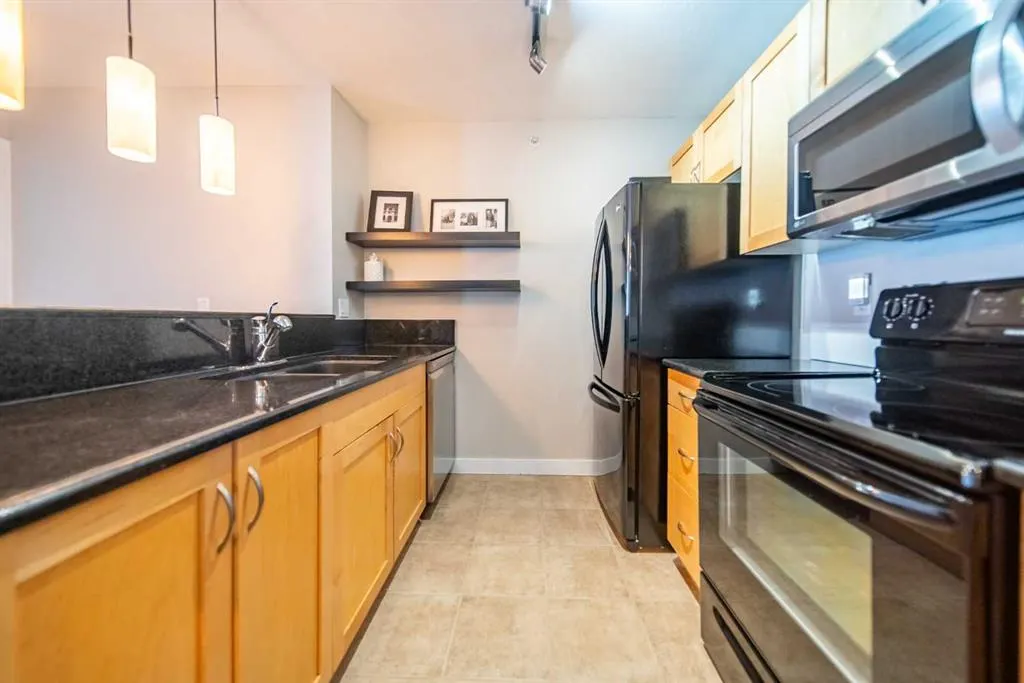 2440 34 Avenue SW, #304