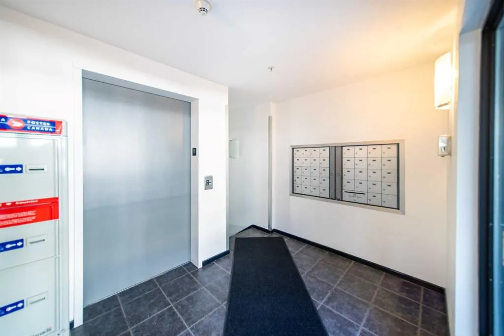2440 34 Avenue SW, #304
