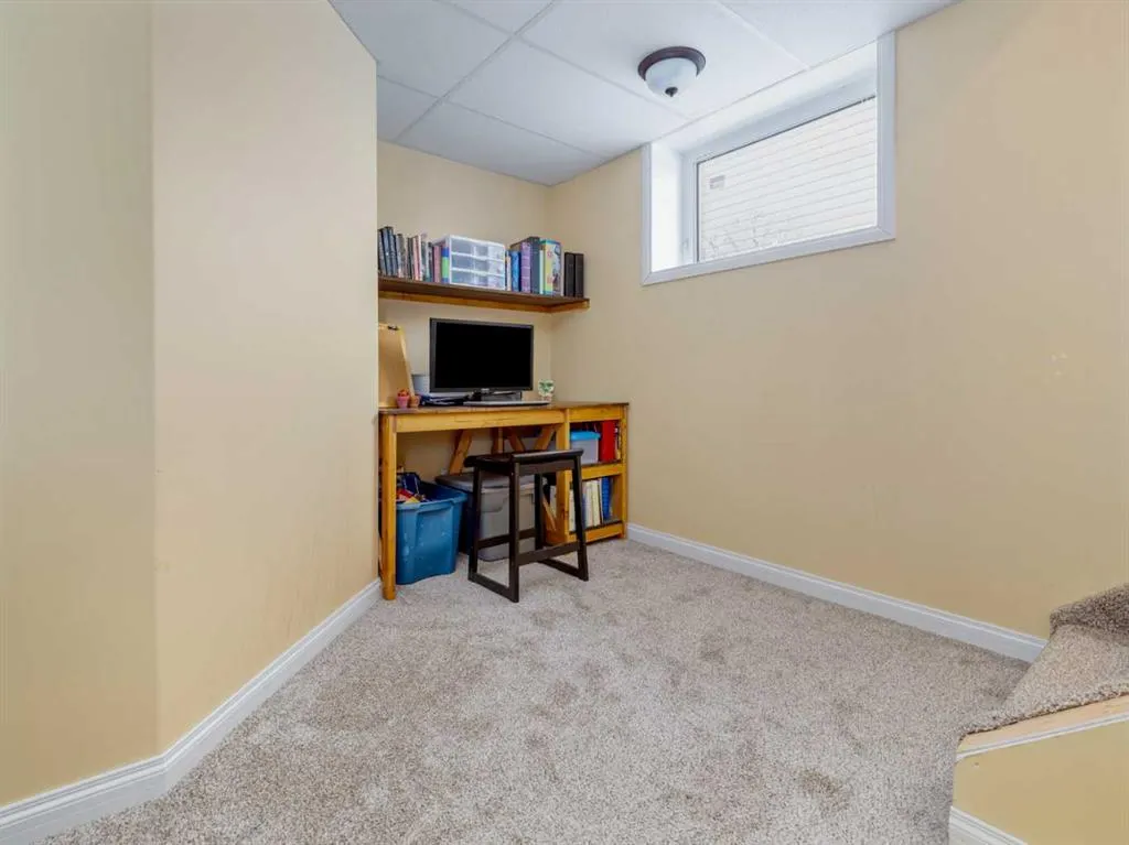 1126 Briar Road