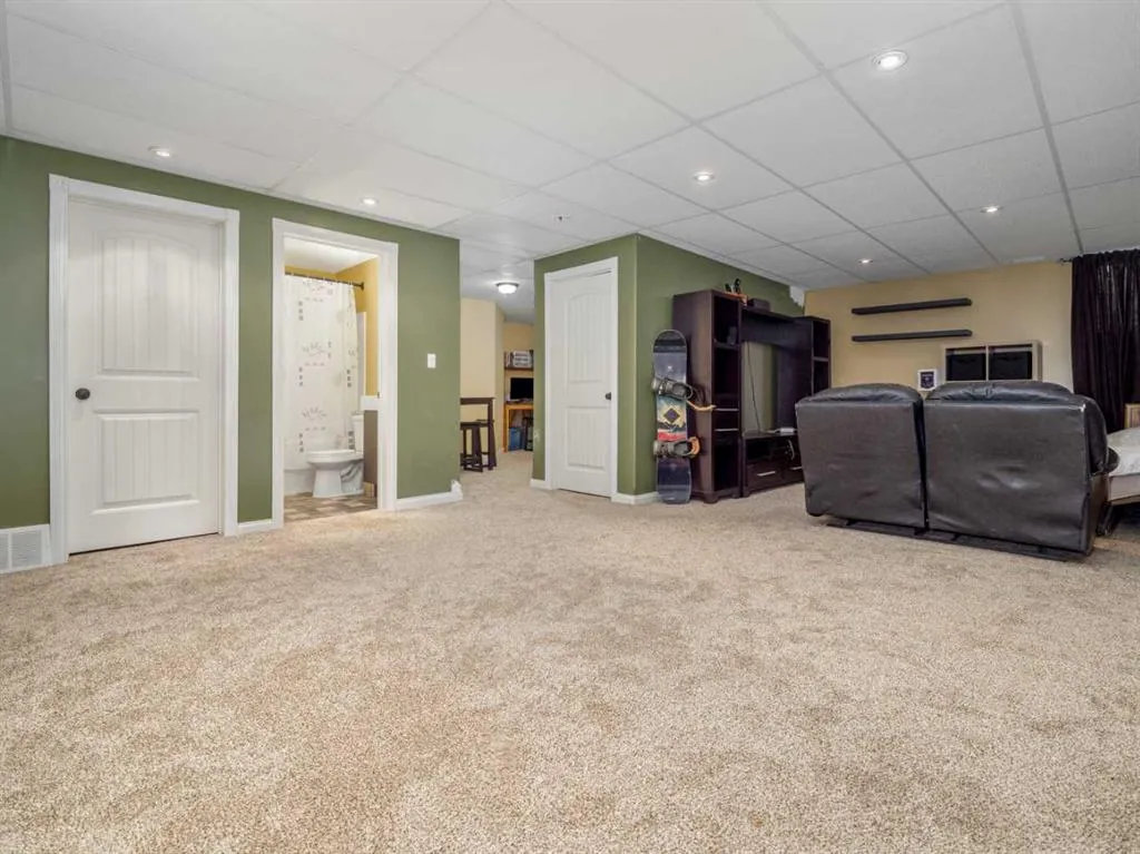 1126 Briar Road