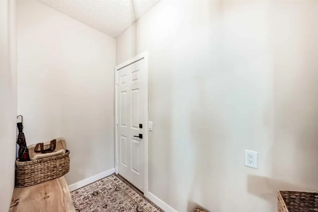 43 Bridlewood Green SW
