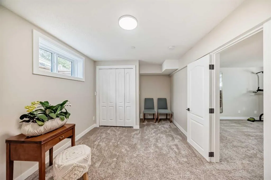 43 Bridlewood Green SW