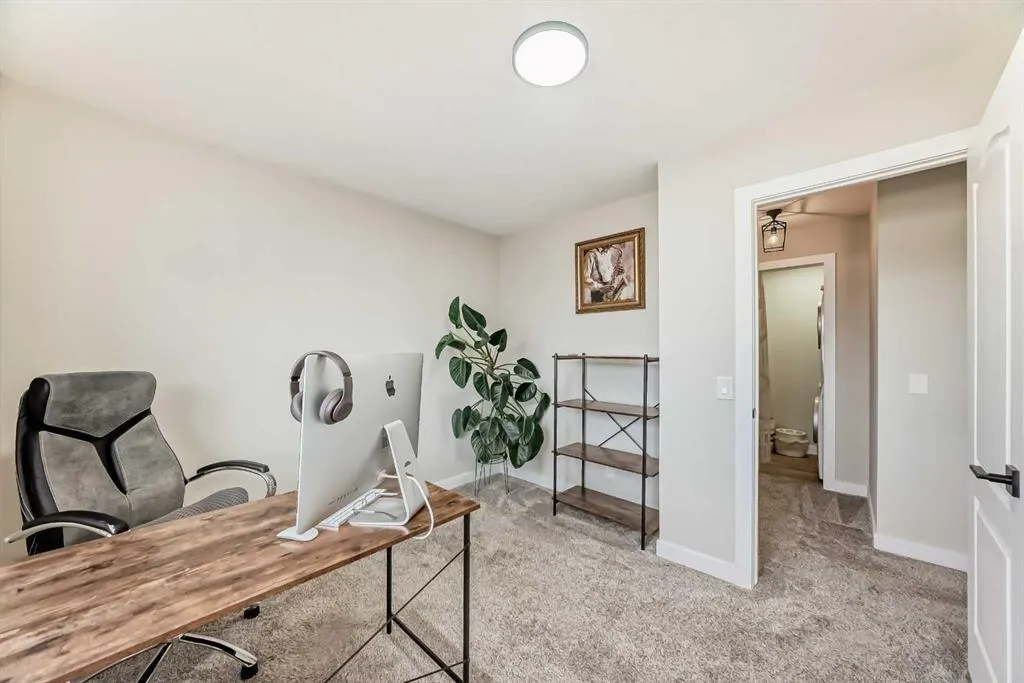 43 Bridlewood Green SW