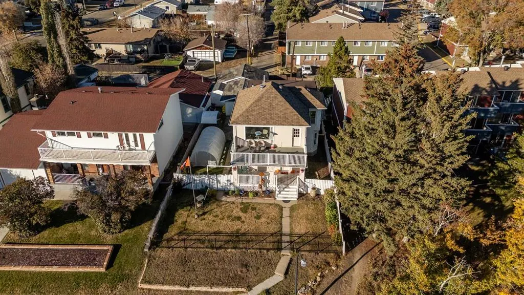 4 Howarth Street Close