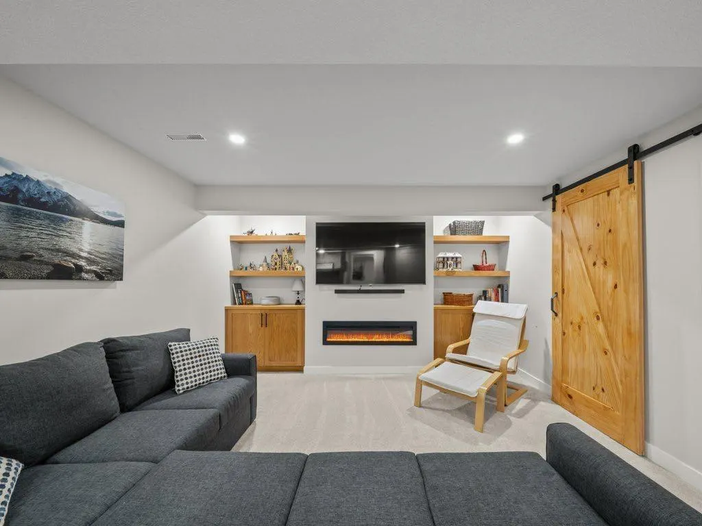 64 Edforth Road NW