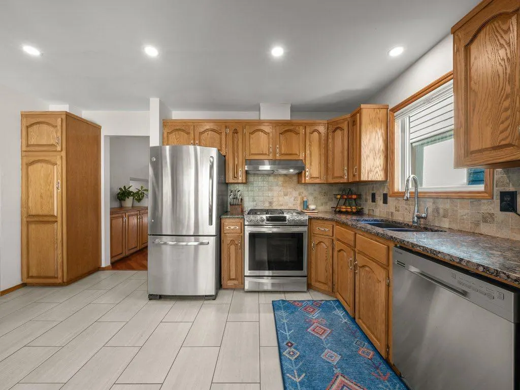 64 Edforth Road NW