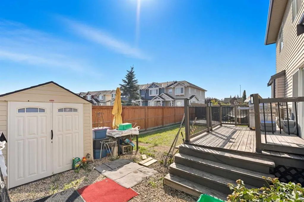 824 Luxstone Square SW