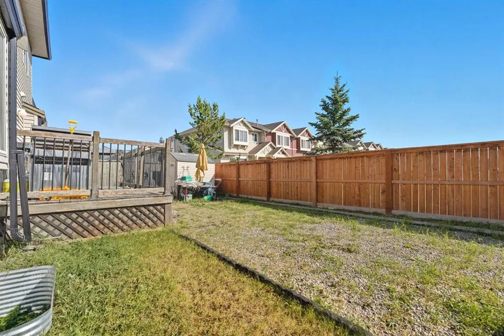 824 Luxstone Square SW