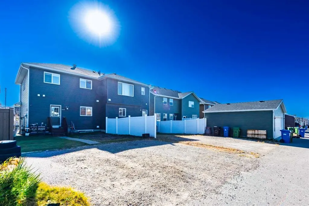 254 Redstone Drive NE