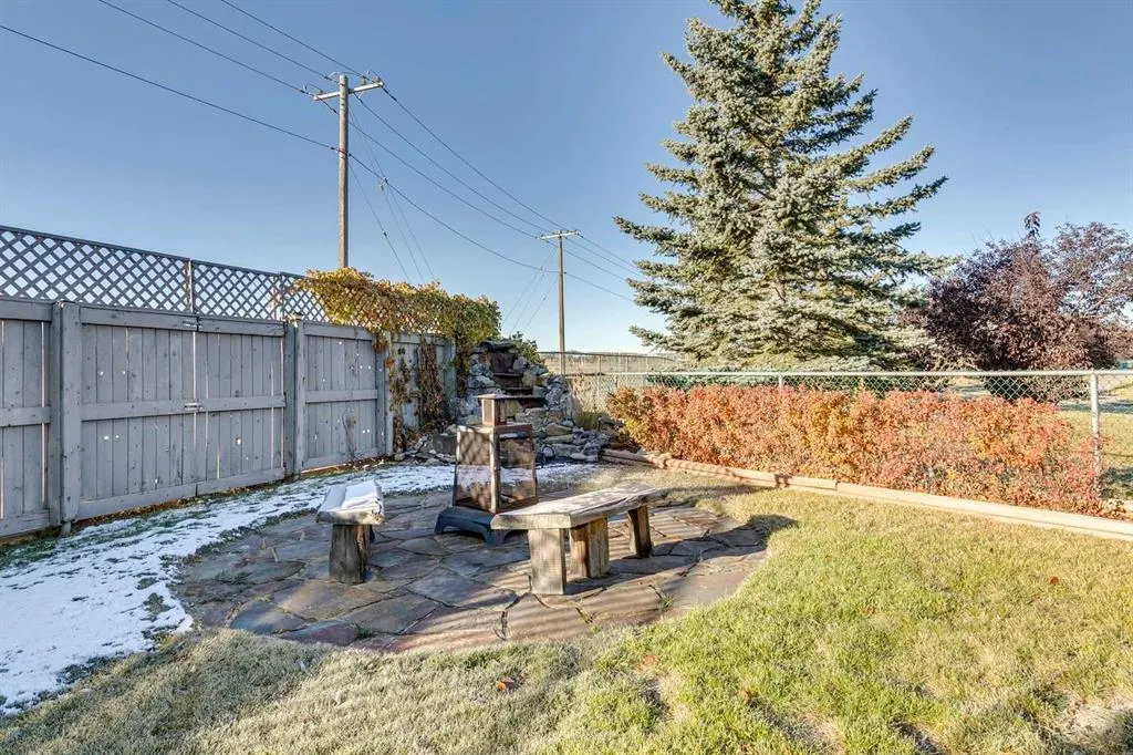 94 Somerglen Close SW