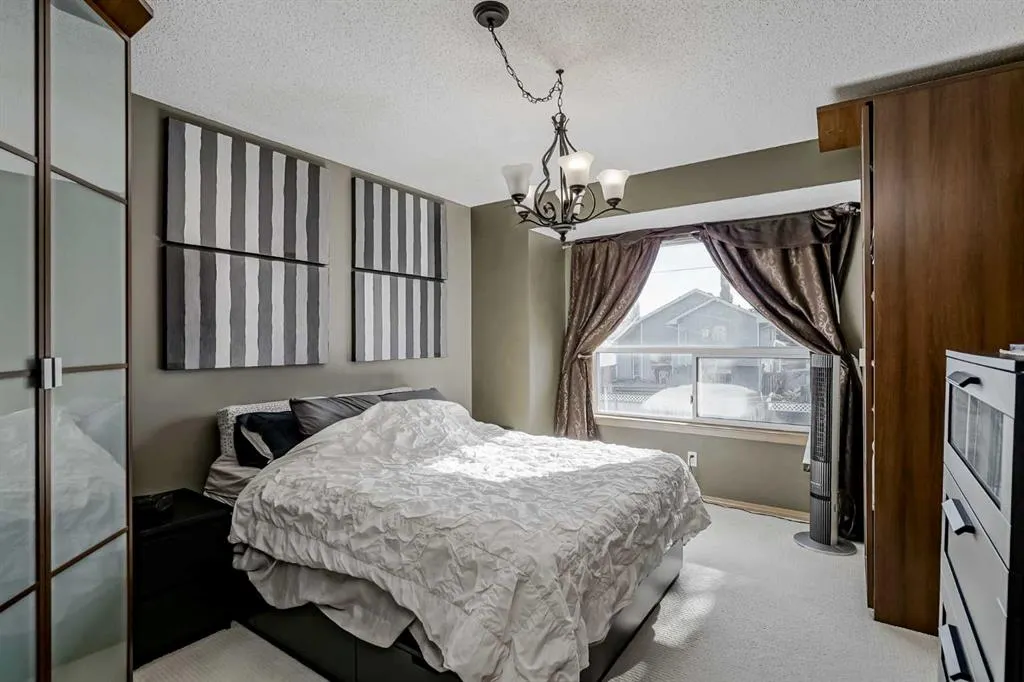148 Citadel Close NW