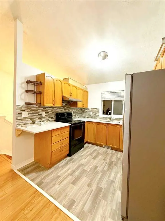 54 Taracove Road NE