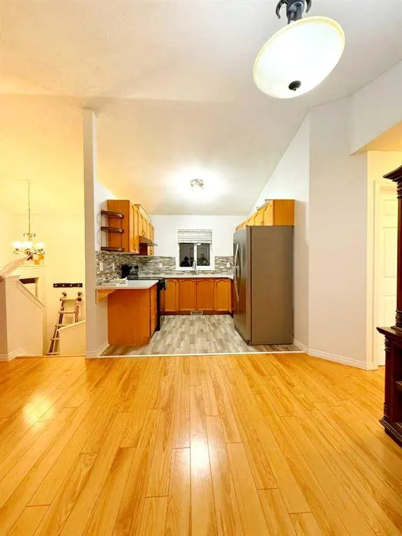 54 Taracove Road NE