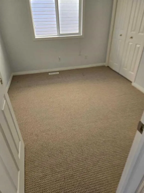 54 Taracove Road NE