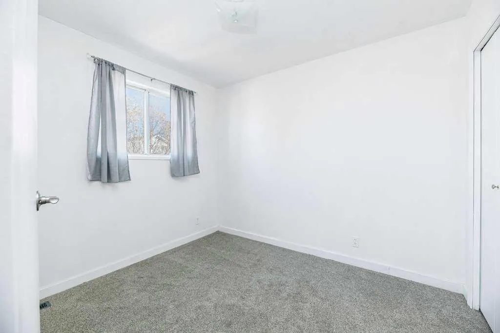 71 Good Crescent