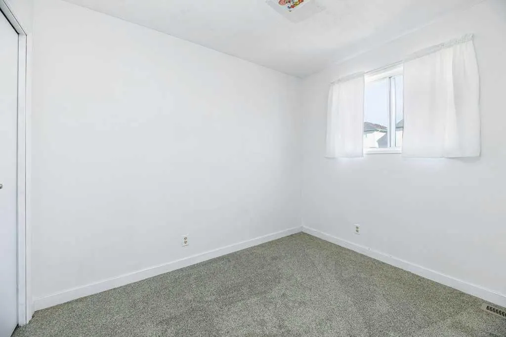71 Good Crescent