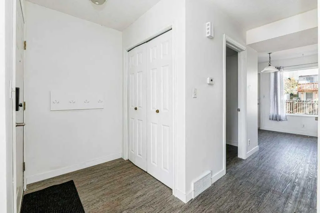 71 Good Crescent
