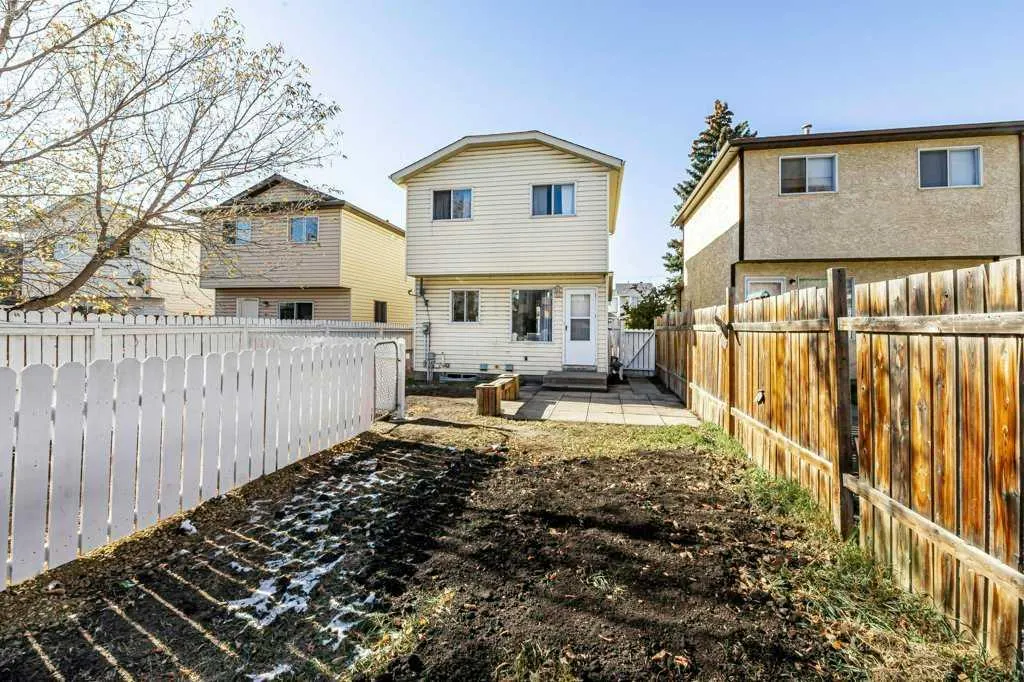71 Good Crescent