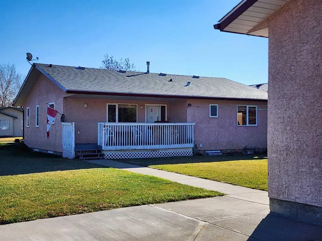 5323 3 Street W