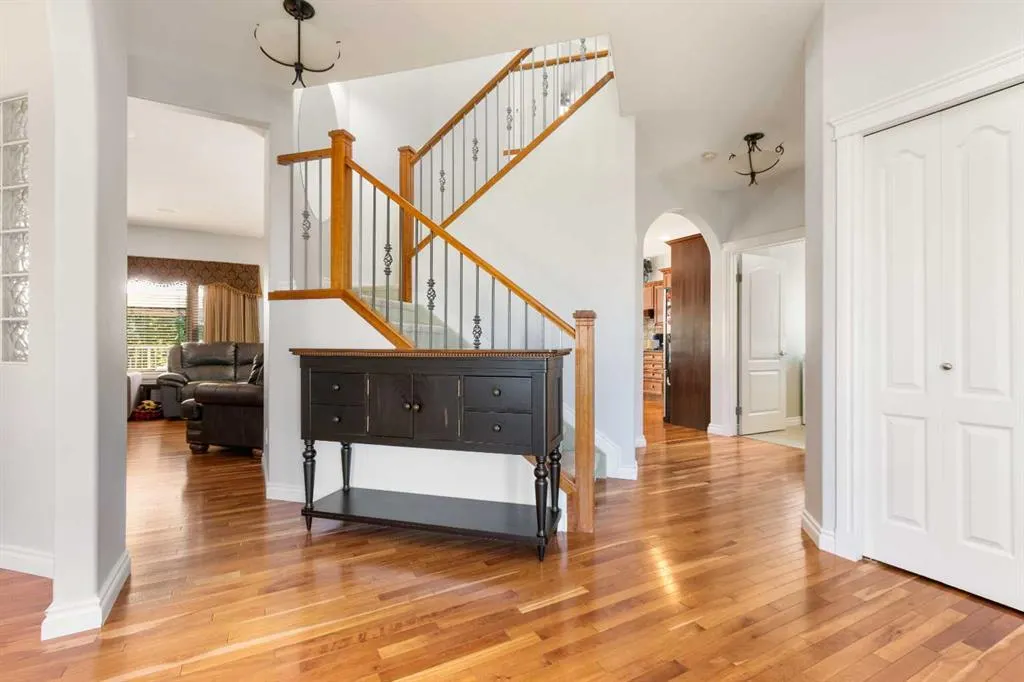 3905 44A Avenue, #3905
