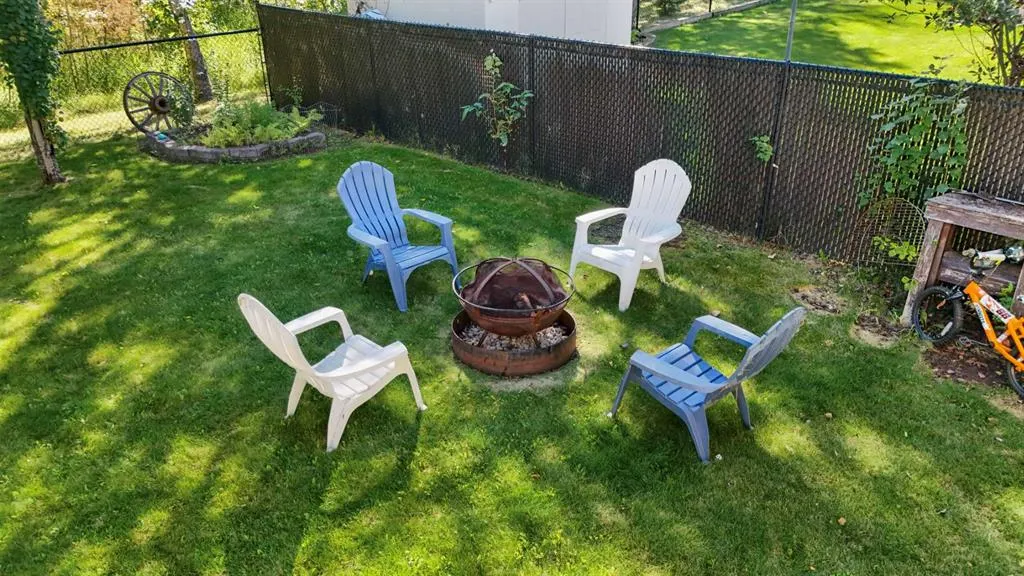 3905 44A Avenue, #3905