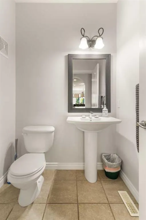3905 44A Avenue, #3905