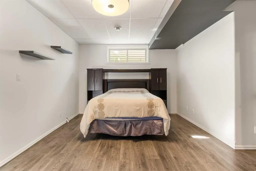 3905 44A Avenue, #3905