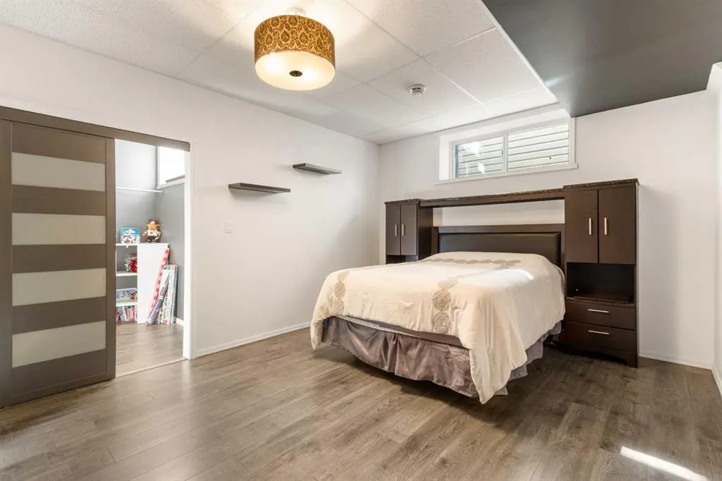 3905 44A Avenue, #3905
