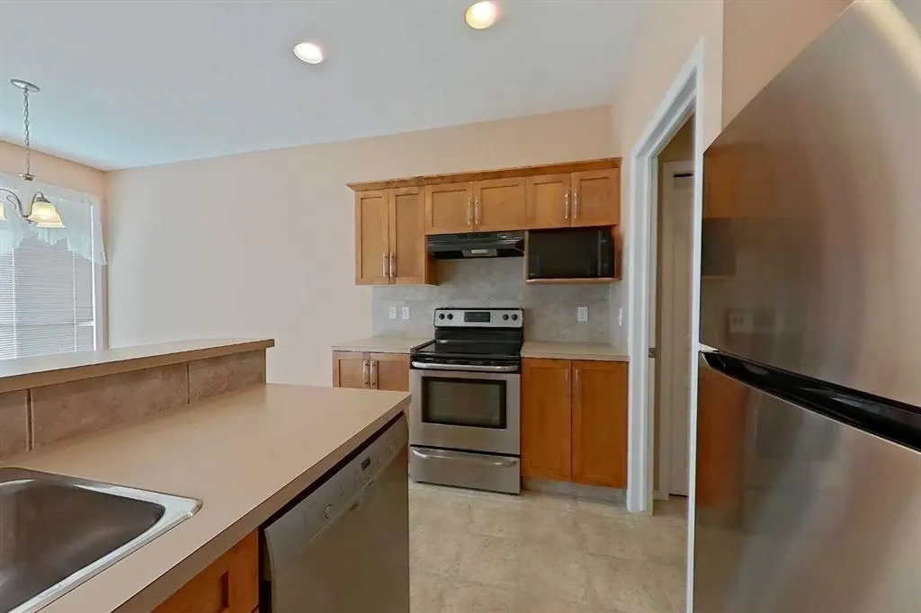 295 Blackfoot Road W, #4