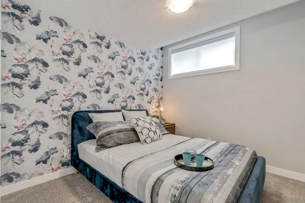 943 Legacy Circle SE