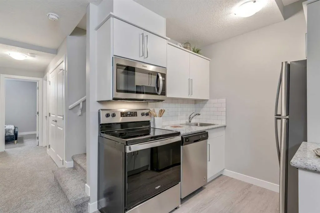 943 Legacy Circle SE