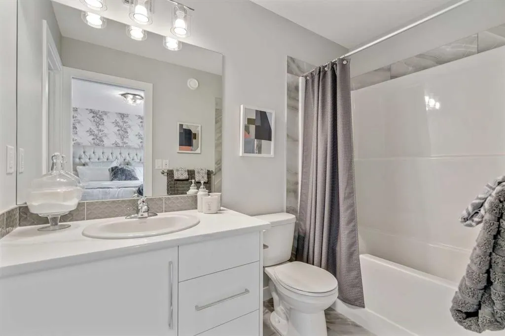 943 Legacy Circle SE