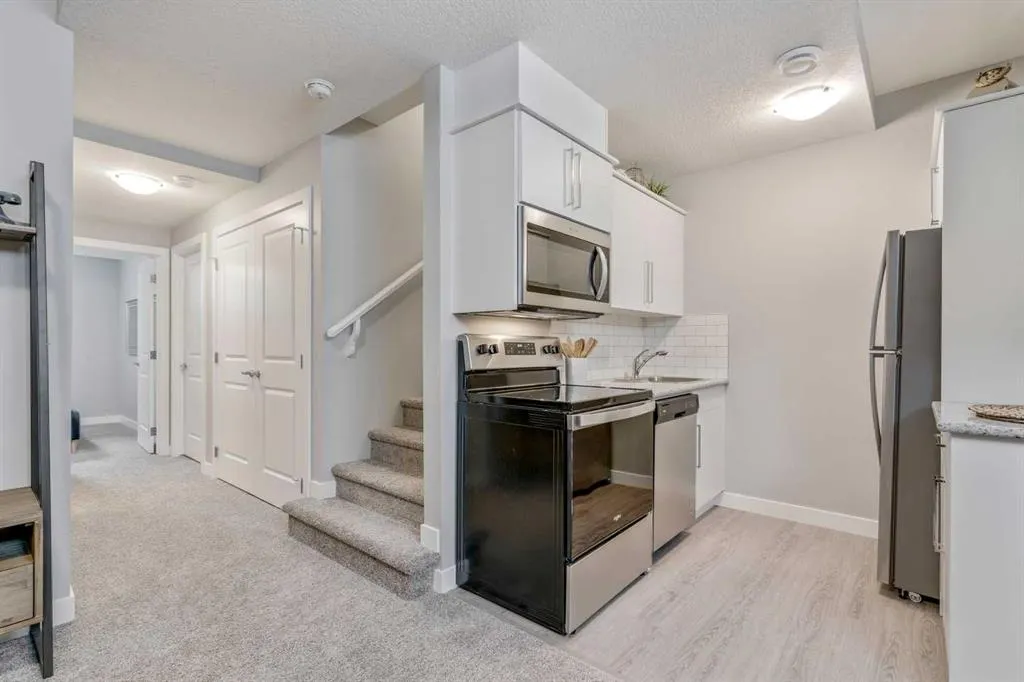 943 Legacy Circle SE