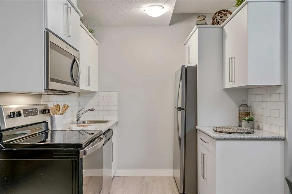 943 Legacy Circle SE